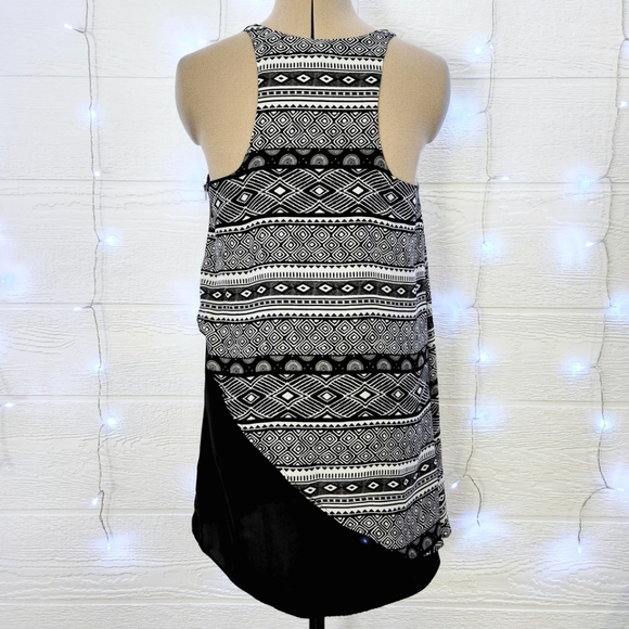 Urban Outfitters Geometric Print Dress - Size S - Picture 3 of 5